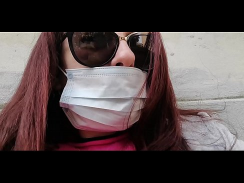 ❤️ Faigheann Nicoletta díoltas ar a comharsa agus pees ina gharáiste (Coraintín Iodálach Speisialta Covid19) Físeán porn  ag ga.elitemangas.top