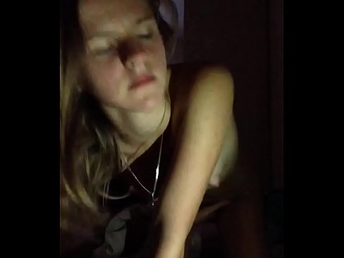 ❤️ Déanann cailín masturbates agus cums Físeán porn  ag ga.elitemangas.top